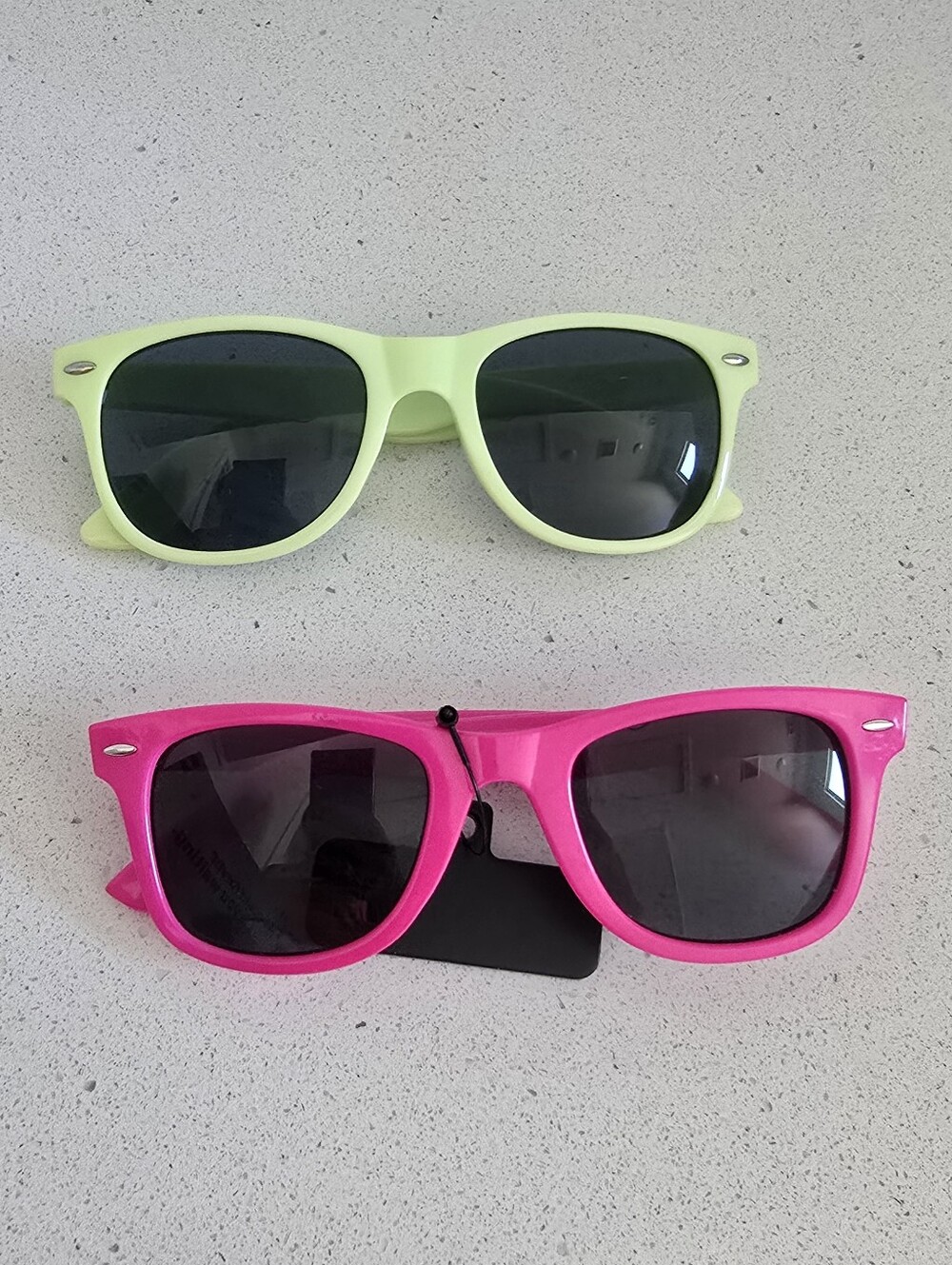 Neon Pink & Lime Green Classic Wayfarer Style Fashion Sunglasses - 2 Pack
